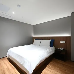 https://kolon-seacloud.busan-hotelsweb.com